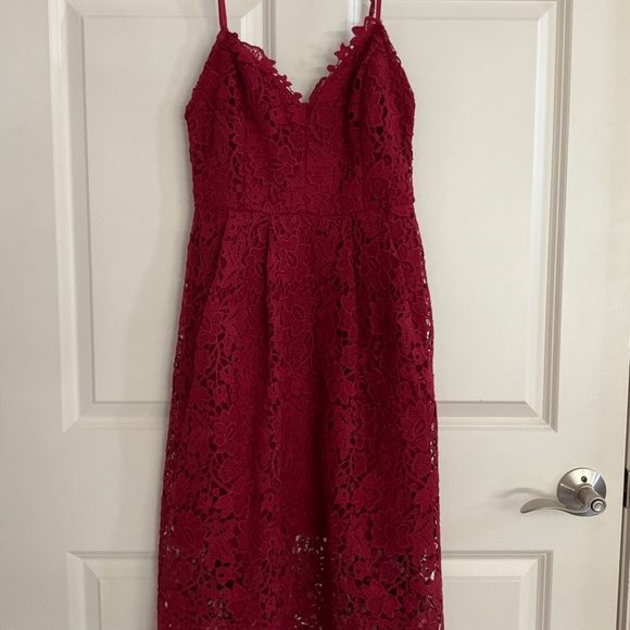 Astr Dresses & Skirts - Astr Deep Red Lace Midi Dress